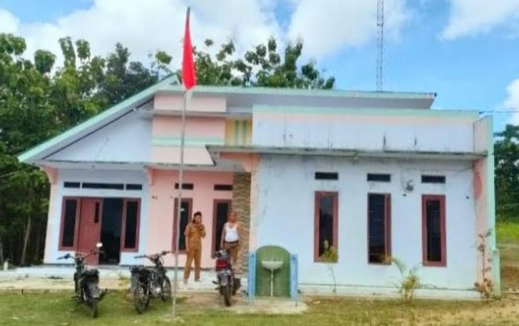PJ. Dan Mantan Kades Lakukan Pelanggaran Peraturan, Perihal Ketua Poktan Rangkap Kasi Desa, Ketua BPD dan ASN Didesa Kertaraharja Sobang,
