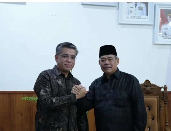 Bupati Lahat H.Bursah Zarnubi, Lobi Menaker Untuk Atasi Pengangguran