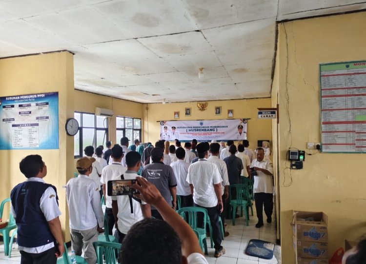 Sri Widayanti Anggota DPRD Pandeglang & Kadis DPMPD Hadiri Musrembangkec Patia Tahun 2027