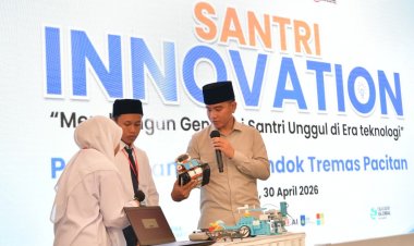 Wapres Dorong Santri Tremas Pacitan Upgrade Diri dan Kuasai AI, Hadapi Disrupsi Teknologi