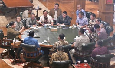 Ratas di Hambalang, Presiden Prabowo Bahas Aspirasi Pekerja hingga Peran Kampus untuk Bangun Daerah