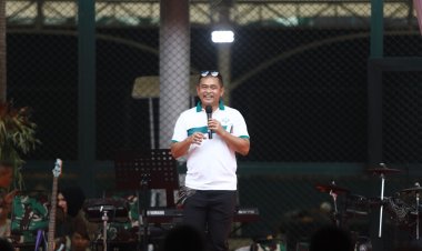 Kasad Jenderal TNI Maruli Simanjuntak Pimpin Olahraga Bersama di Kodiklatad Bandung