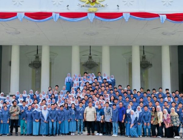 Bertemu Langsung Presiden Prabowo, Ratusan Pelajar Jabar Rasakan Pengalaman Berkesan di Istana