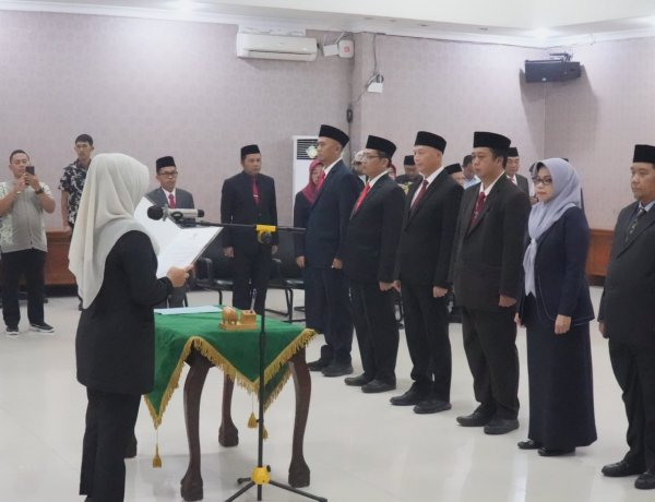 Bupati Pandeglang Lantik 9 Pejabat Eselon IIb, Tekankan Akselerasi Pelayanan Publik