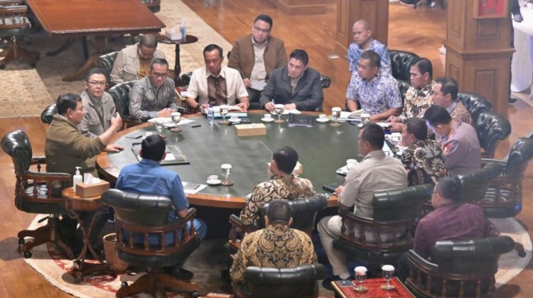 Ratas di Hambalang, Presiden Prabowo Bahas Aspirasi Pekerja hingga Peran Kampus untuk Bangun Daerah
