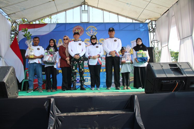 Sambut HUT ke-58 Pusrehabkeshan Kemhan, Bakti Sosial Wujud Kepedulian kepada Masyarakat Pesisir