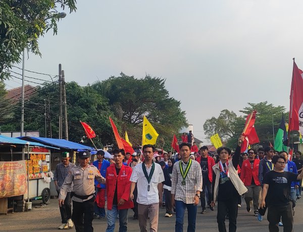 Mahasiswa Pandeglang Bersatu Gelar Aksi, Tuntut Transparansi Pengelolaan PAD