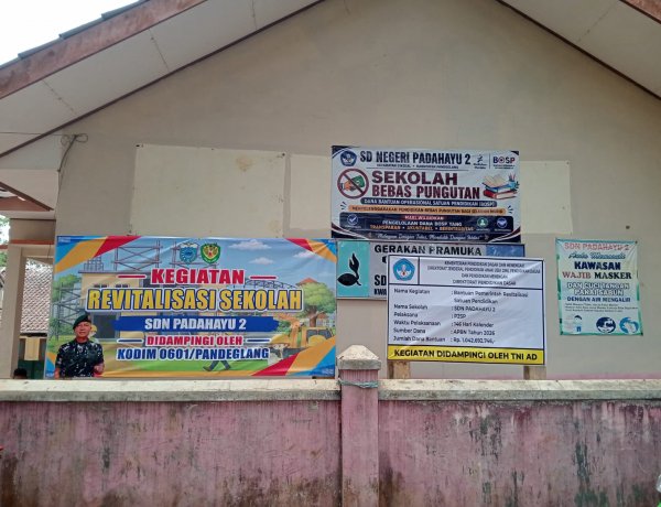 Lakukan Monitoring Kegiatan Revitalisasi SDN Padahayu 2 Cikedal, Sekdis Disdikpora Pandeglang Dukung Penuh Program Presiden Prabowo