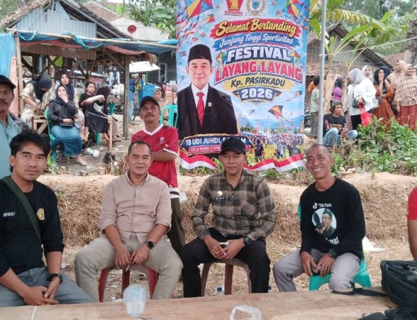 Anggota Polsek Patia Lakukan Silaturahmi Dengan Masyarakat, Hadir Diacara Lomba Layang Layang