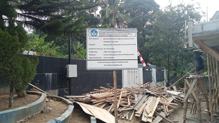 Pengadaan Bahan Matrial Revitalisasi SMKN 13 Pandeglang Diduga Terjadi Monopoli, DPC AMIRA Akan Sampaikan Laporan Ke Pihak Terkait