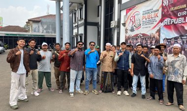 Warga Kertaraharja Kecamatan Sobang Penuhi Panggilan Kejari Pandeglang,Terkait  Diduga PBB-P2 Tidak Disetorkan Bertahun Tahun